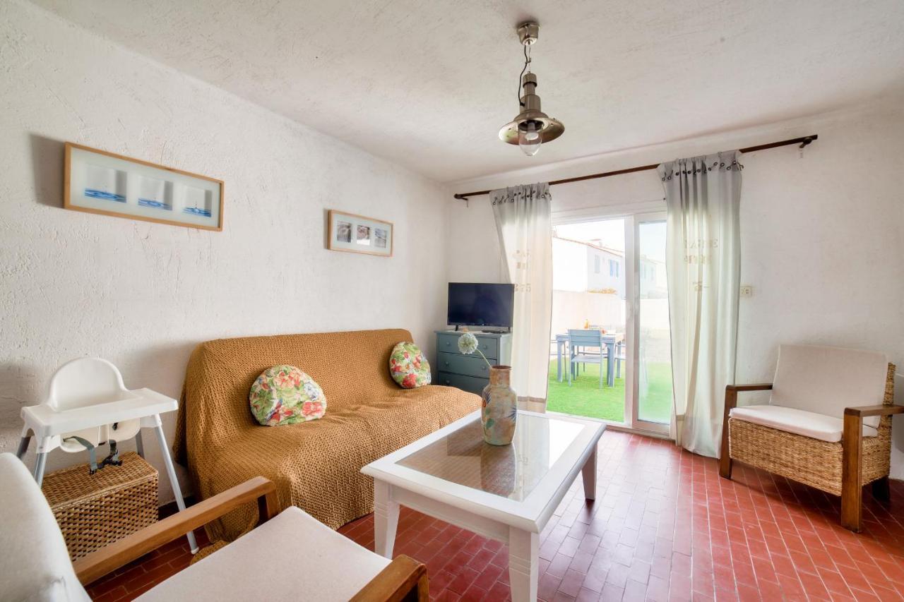 Maison Pour 5 - Terrasse - 600m De La Holiday home